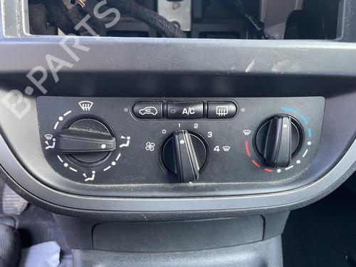 Used Climate control Climate control 38257486 38257486
