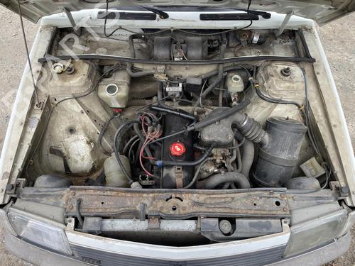 Used Valve cover Valve cover 38584842 38584842