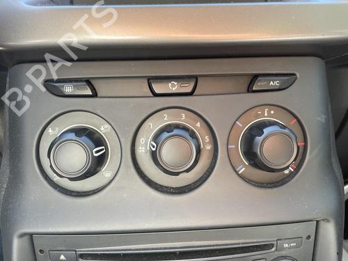 Used Climate control Climate control 38109258 38109258