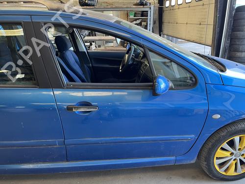 Used Right front door Right front door 39522996 39522996