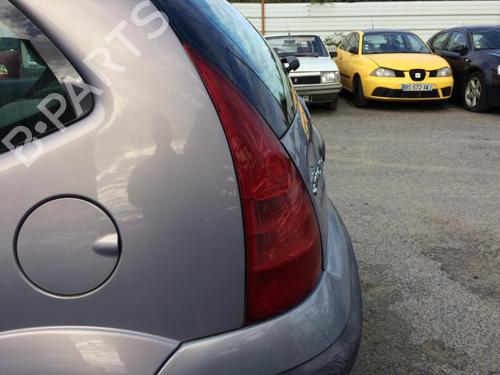 Used Lamp holder Lamp holder CITROËN C3 I (FC_, FN_) 1.4 HDi (68 hp) 28814291 28814291