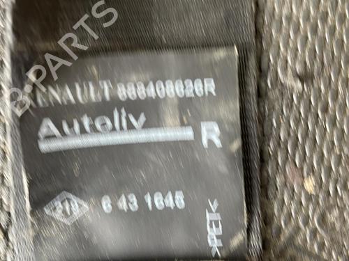 rear-right-seatbelt-renault-zoe-bfm_-2012-26427849 main image