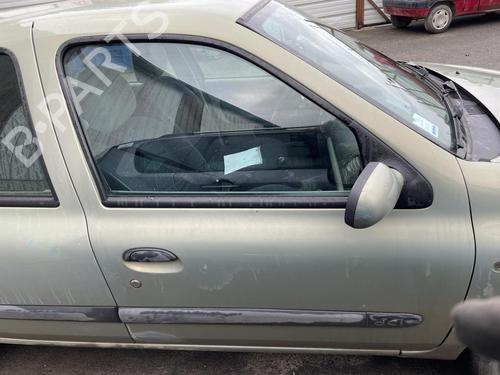 Used Right front window switch RENAULT CLIO II (BB_, CB_) 1.5 dCi (B/CB07) (65 hp) 30181227