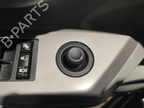 BP31023079I25 main image