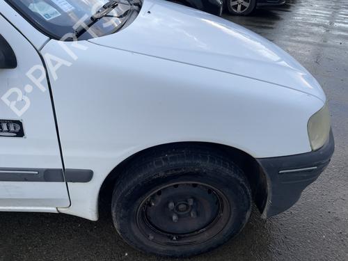 Forskærm Højre Forskærm Højre PEUGEOT 106 II (1A_, 1C_) 1.5 D (57 hp) 31993284 31993284