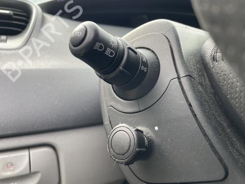 switch-renault-scenic-ii-jm01_-2003-2004-2005-2006-2007-2008-2009-2010-35807949 main image