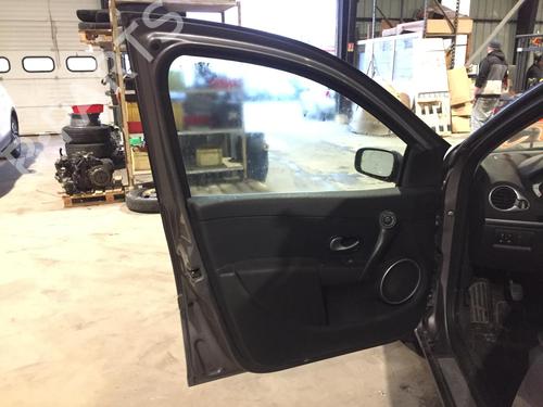 Used Left front window switch Left front window switch RENAULT CLIO III Grandtour (KR0/1_) 1.5 dCi (KR0F) (86 hp) 30392009 30392009