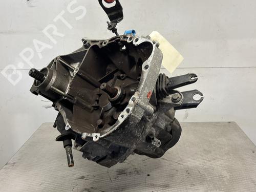 gearbox-renault-clio-ii-bb_-cb_-1998-1999-2000-2001-2002-2003-2004-2005-2006-2007-2008-2009-2010-2011-2012-2013-2014-2015-2016-32230341 main image