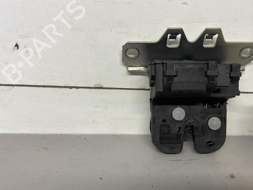 Used Tailgate lock OPEL INSIGNIA A (G09) 2.0 CDTI (68) (131 hp) 26419299