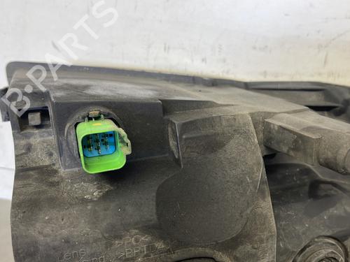 Used Right headlight Right headlight FORD TRANSIT Van (FA_ _) 2.2 TDCi (85 hp) 26423721 26423721