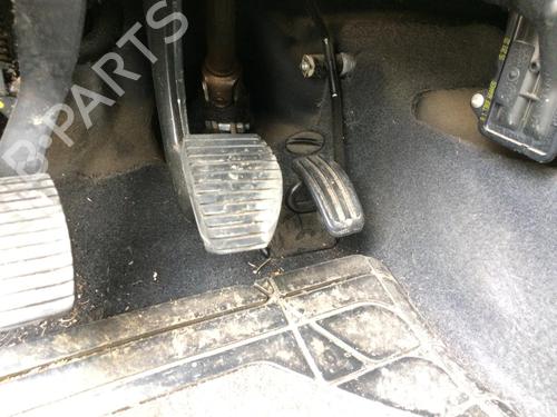 Used Pedal CITROËN C2 (JM_) 1.1 (60 hp) 28809013