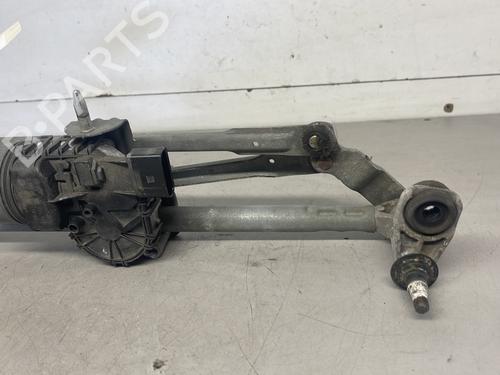 Used Front wiper motor Front wiper motor VW POLO V (6R1, 6C1) 1.2 (70 hp) 26423597 26423597