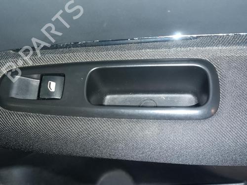 Used Right rear window switch PEUGEOT 5008 (0U_, 0E_) 2.0 HDi 150 / BlueHDi 150 (150 hp) 26422131
