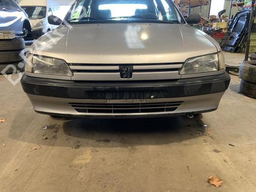 Used Grille PEUGEOT 306 Hatchback (7A, 7C, N3, N5) 1.6 (89 hp) 26417235
