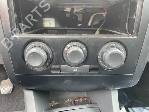 Used Climate control SEAT IBIZA III (6L1) 1.2 12V (70 hp) 31017572