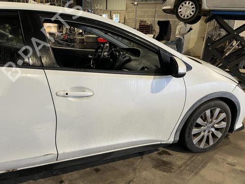 Højre fortil lås HONDA CIVIC IX (FK) 2.2 i-DTEC (FK3) (150 hp) 30876168