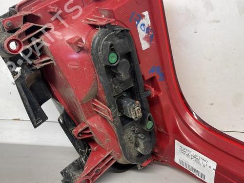 Used Right taillight PEUGEOT 5008 (0U_, 0E_) 1.6 HDi (112 hp) 26421605