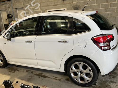 Gear lever CITROËN C3 II (SC_) 1.6 HDi | BP26412545M90 - Image 13