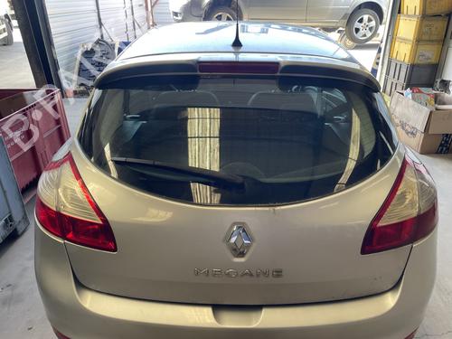 Used Tailgate lock RENAULT MEGANE III Hatchback (BZ0/1_, B3_) 1.5 dCi (BZ09, BZ0D, BZ1W, BZ29, BZ14) (110 hp) 26415209