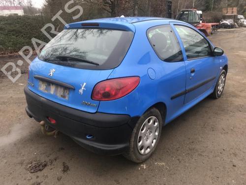 Fuse box PEUGEOT 206 Hatchback (2A/C) 1.4 HDi eco 70 | BP26417249E1 