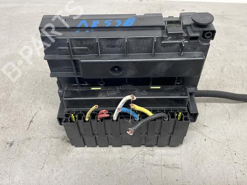 Used Fuse box Fuse box PEUGEOT 308 SW I (4E_, 4H_) 1.6 HDi (109 hp) 33968820 33968820