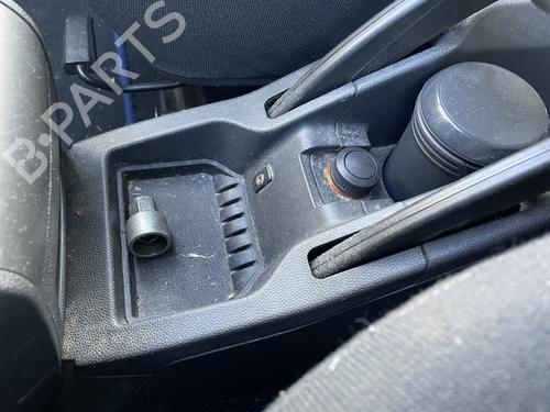 Used Middle console Middle console OPEL ZAFIRA / ZAFIRA FAMILY B (A05) 1.9 CDTI (M75) (150 hp) 31804801 31804801