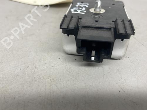 Used Antenna/Base Antenna/Base VW GOLF VII (5G1, BQ1, BE1, BE2) 2.0 TDI (150 hp) 26418919 26418919