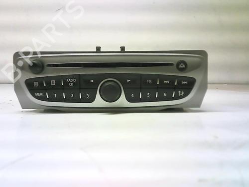 Used Radio RENAULT SCÉNIC III (JZ0/1_) 1.5 dCi (110 hp) 26427611