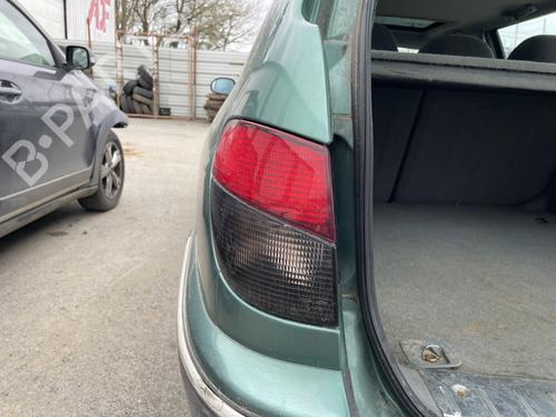 Used Lamp holder Lamp holder PEUGEOT 406 Break (8E/F) 1.8 16V (110 hp) 33738325 33738325