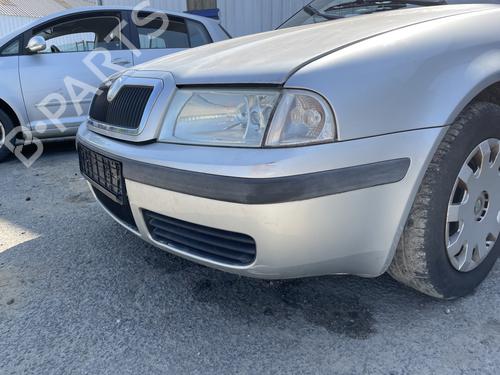 Left headlight SKODA OCTAVIA I Combi (1U5) 1.6 | BP26886932C28 