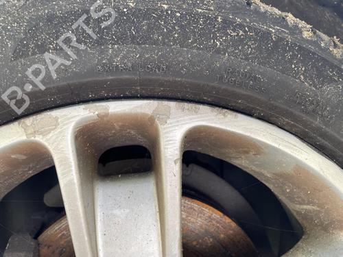 Używane Felga Felga VOLVO C30 (533) 2.0 D (136 hp) 36816617 36816617