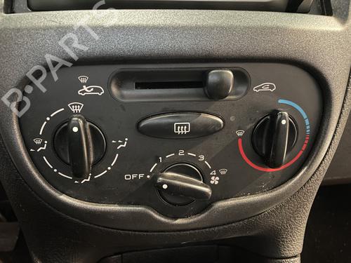 Climate control PEUGEOT 206 SW (2E/K) 1.4 HDi | BP31022988I5