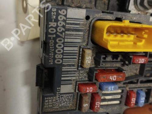 Used Fuse box CITROËN C4 Picasso I MPV (UD_) 1.6 HDi (109 hp) 26416546