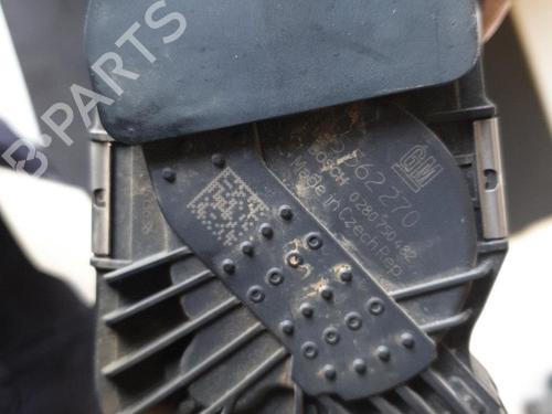 Used Throttle body Throttle body OPEL MERIVA B MPV (S10) 1.4 (75) (120 hp) 26427650 26427650