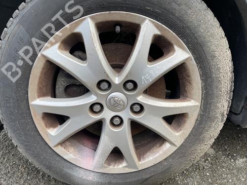 Fælk TOYOTA COROLLA Verso (ZER_, ZZE12_, R1_) 2.2 D-4D (AUR10_, AUR10R) (136 hp) 31993283