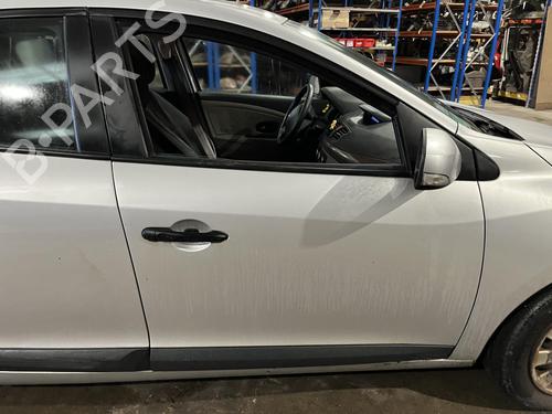 Used Right front door RENAULT MEGANE III Hatchback (BZ0/1_, B3_) 1.5 dCi (BZ09, BZ0D, BZ1W, BZ29, BZ14) (110 hp) 31354725