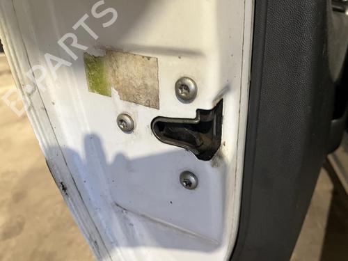 Used Front left lock Front left lock OPEL CORSA C (X01) 1.2 (F08, F68) (75 hp) 31649451 31649451