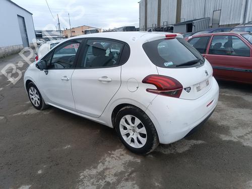 Gear lever PEUGEOT 208 I (CA_, CC_) 1.0 VTi | BP26416788M90