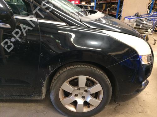 Used Right front steering knuckle PEUGEOT 5008 (0U_, 0E_) 1.6 HDi (110 hp) 28544508