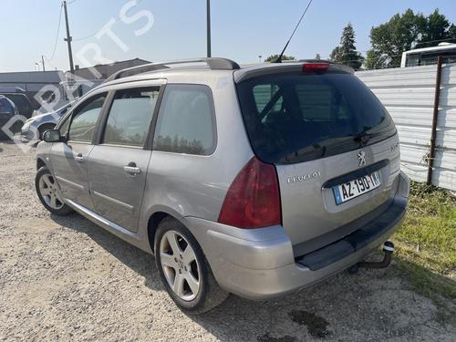 Fuse box PEUGEOT 307 Break (3E) 2.0 HDI 110 | BP26422357E1