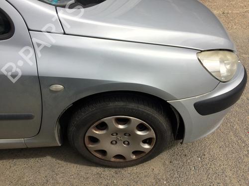 Used Right front fenders PEUGEOT 307 Break (3E) 2.0 HDI 110 (107 hp) 27573681