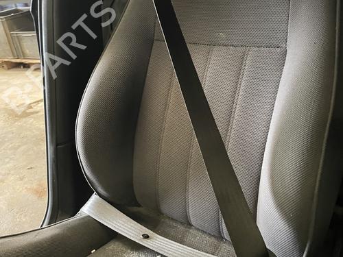 Højre fortil seleforstrammer ALFA ROMEO 147 (937_) 1.9 JTD (937.AXD1A, 937.BXD1A, 937.AXV1A, 937.BXB1A,... (115 hp) 30872224