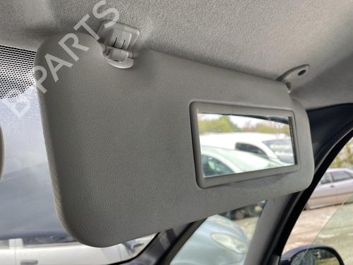 Used Right sun visor Right sun visor 38678443 38678443