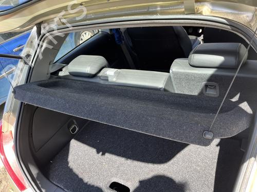 Used Rear parcel shelf Rear parcel shelf OPEL CORSA D (S07) 1.3 CDTI (L08, L68) (90 hp) 35992205 35992205