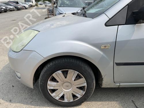 Used Left front fenders FORD FIESTA V (JH_, JD_) 1.3 (69 hp) 26458463