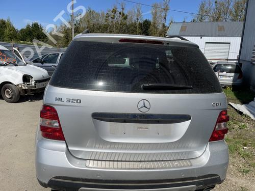 Used Tailgate MERCEDES-BENZ M-CLASS (W164) ML 320 CDI 4-matic (164.122) (224 hp) 26414857