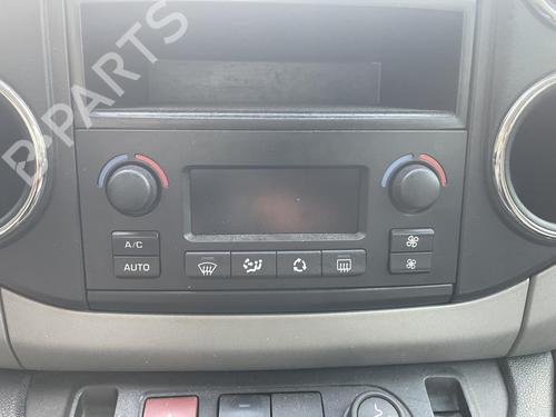 Used Climate control Climate control 38227538 38227538