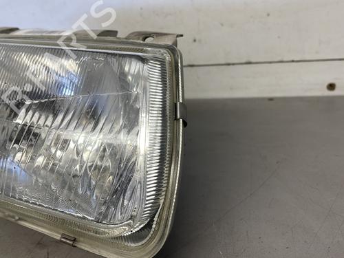 Right headlight VW POLO III (6N1) 60 1.4 | BP26418459C29 