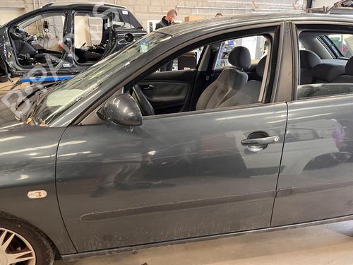 Vindusheismekanisme venstre foran SEAT IBIZA III (6L1) 1.9 TDI (100 hp) 29971250