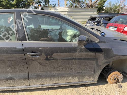 Used Right front door Right front door 37656546 37656546